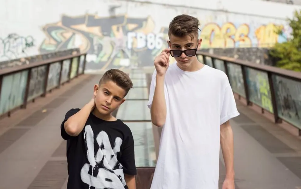 adexe & nau