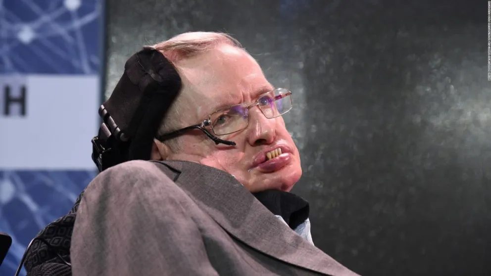 160614161451-stephen-hawking-full-169