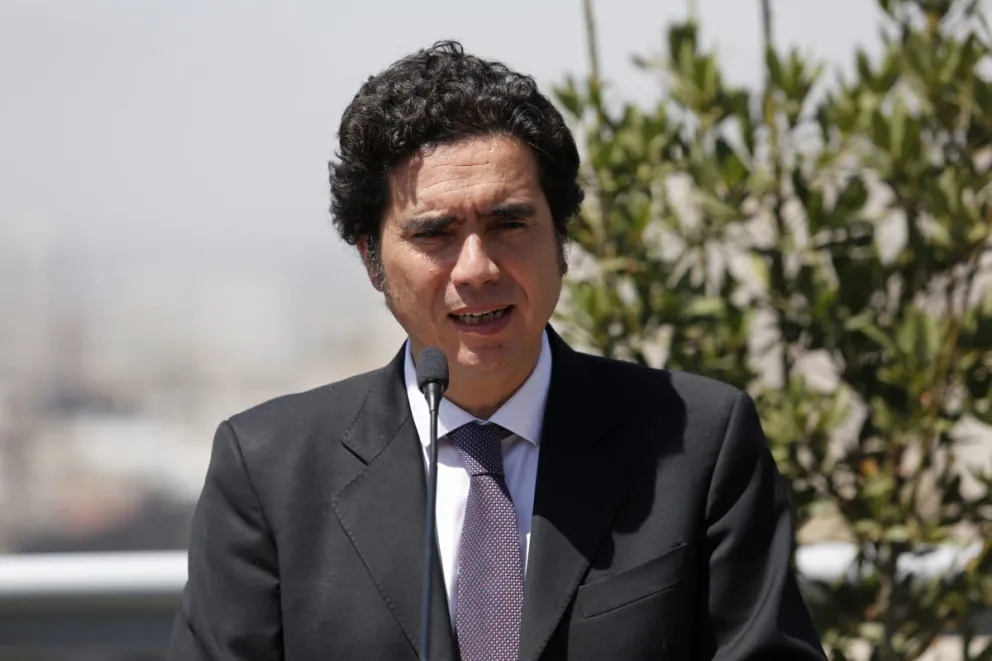 Ministro de Hacienda presenta Comision Tributaria