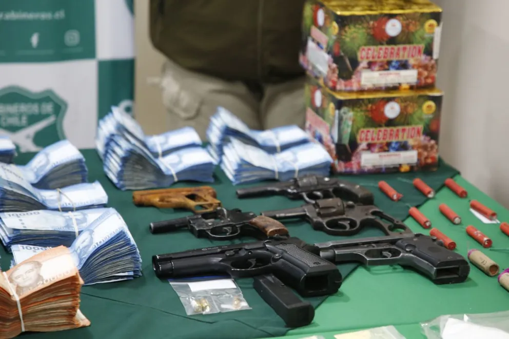 Galli informa de incautacion de drogas y armas