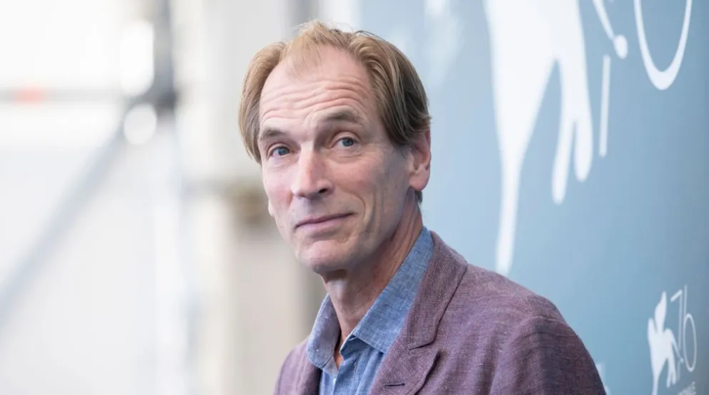 Julian Sands