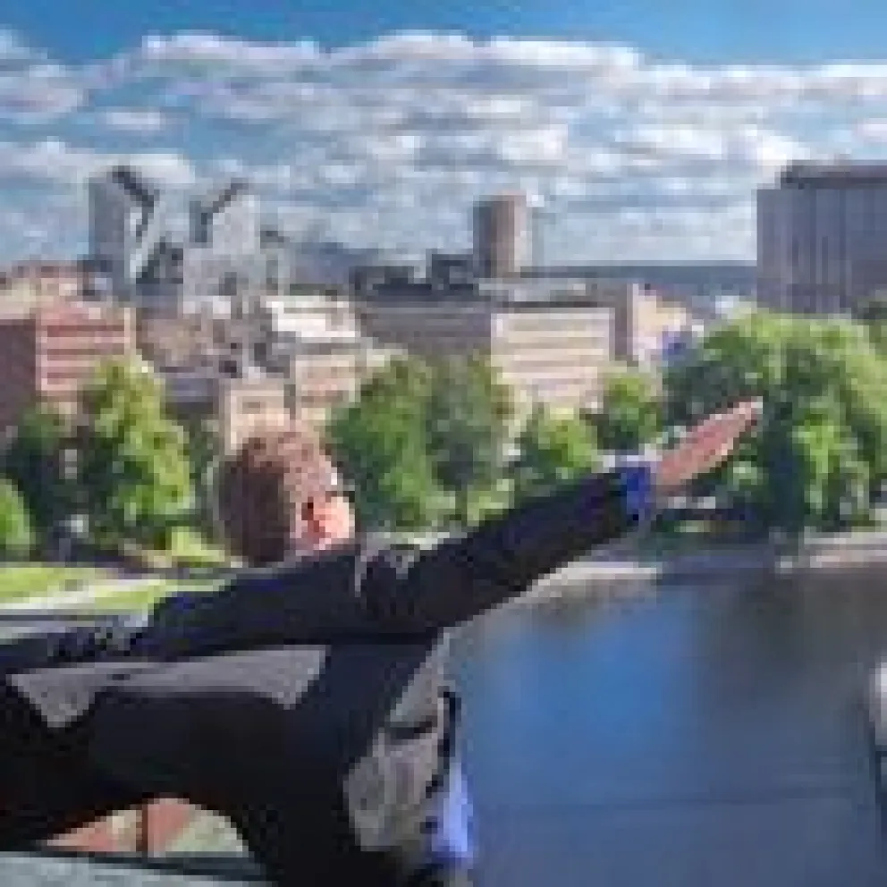 Roof_walk_business_flying_Laura_Vanzo_Visit_Tampere-5
