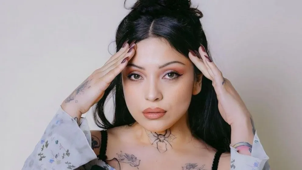 Mon