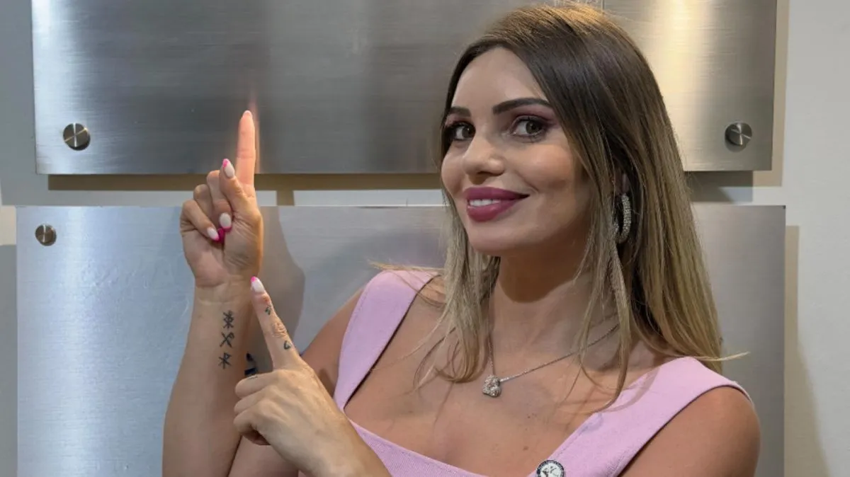 Faloon Larraguibel invita a todo Chile a votar por ella para convertirse en la reina de Viña 2025