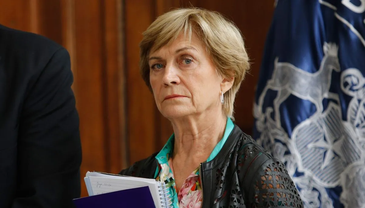 Equipo de Evelyn Matthei proponen eliminar todos los feriados irrenunciables: "No deberían existir"